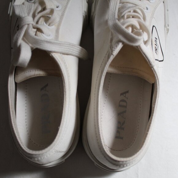 PRADA Canvas Logo Skate Sneakers Flats Lace Up 39.5 - Picture 6 of 8